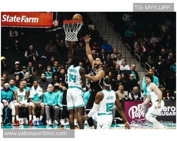 黄蜂首节三分球火力全开轰39分领先爵士14分展现强大实力