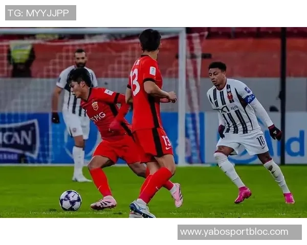 马德兴谈海港球迷低调支持风格与和谐态度不惹事树敌